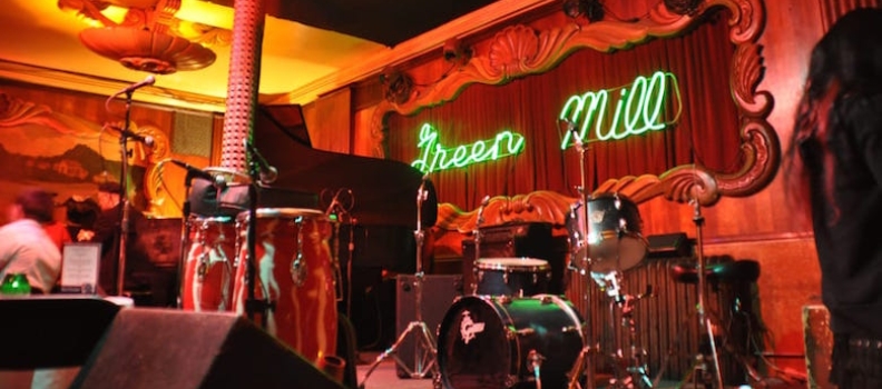 Green Mill Cocktail Lounge